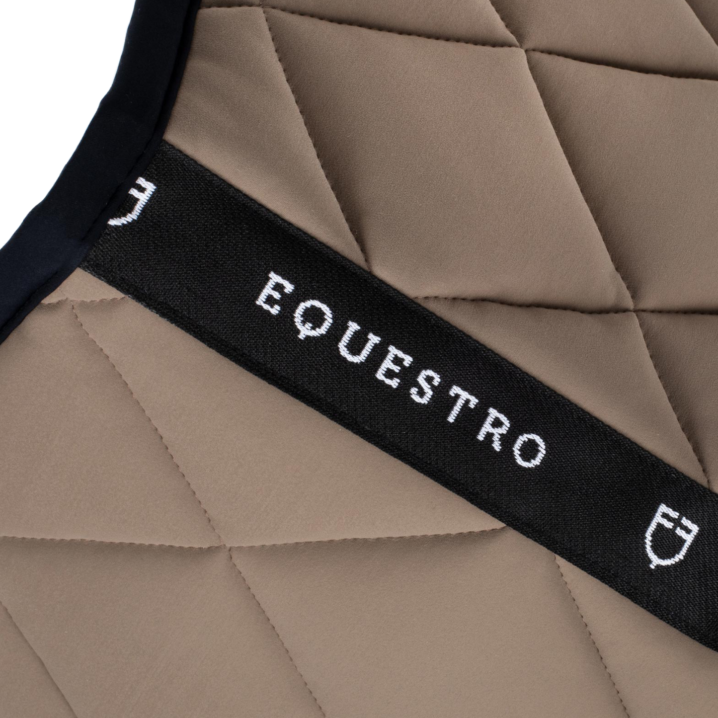 equestro-walnut-black-dressage-2.png