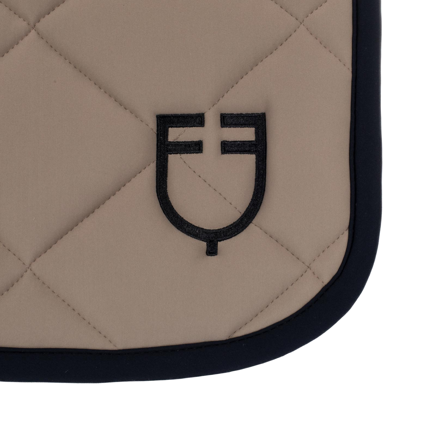 equestro-walnut-black-dressage-3.png
