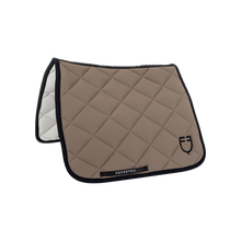 equestro-walnut-black-dressage.png
